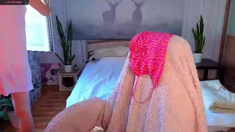 Snapshot of superhotgirlhere chatting on July 4, 2026, 2:07 am Sweet Anna online show from July 4, 2026, 2:07 am