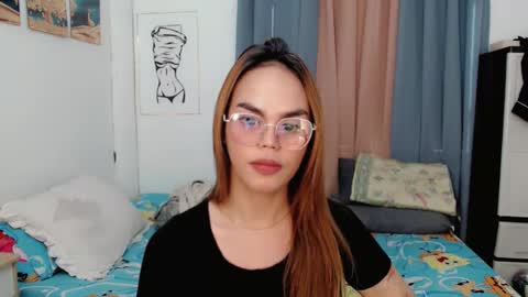 Snapshot of superhotvaleria chatting on April 21, 2026, 6:52 am Im val online show from April 21, 2026, 6:52 am