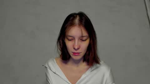 Una online show from December 19, 2025, 10:17 pm