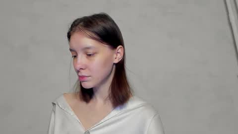 Una online show from March 19, 2026, 11:42 pm