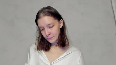 Una online show from April 10, 2026, 9:08 pm