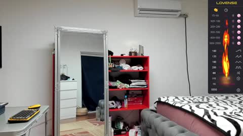 supermanboyxxl online show from January 10, 2025, 2:35 am