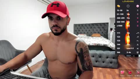 supermanboyxxl online show from October 1, 2025, 5:57 am