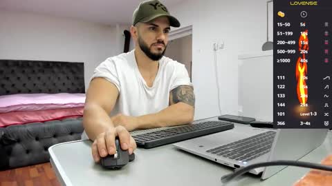 supermanboyxxl online show from February 25, 2026, 6:45 am