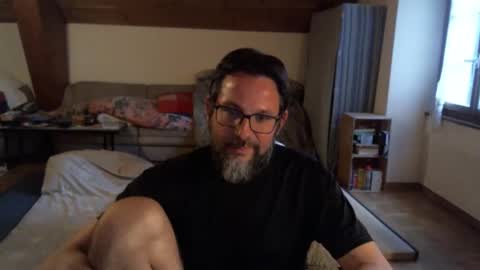 supersquirrel81 online show from September 22, 2025, 4:31 pm