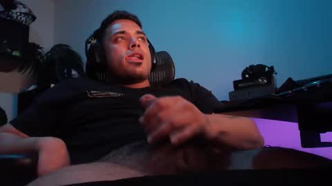 supertoaster69 online show from March 21, 2026, 7:35 am