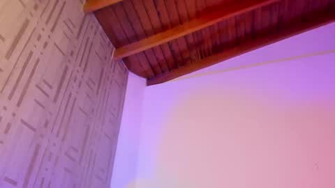 llllSupra llll online show from April 21, 2026, 8:44 pm