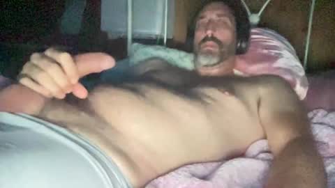 SurfGuy82 online show from September 11, 2025, 3:50 am