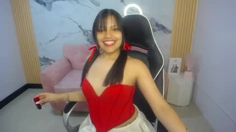 Susy online show from April 6, 2026, 7:37 pm