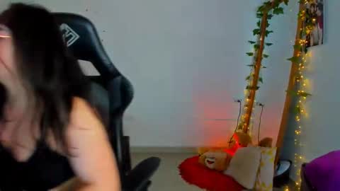 Snapshot of susan_fox1 chatting on March 1, 2026, 5:26 pm Dani online show from March 1, 2026, 5:26 pm