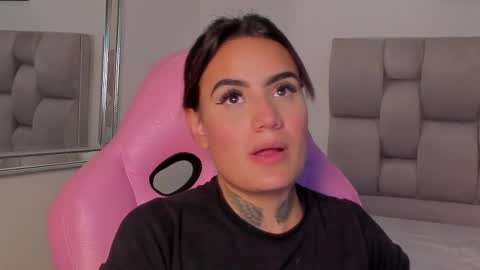 Susan online show from September 9, 2025, 8:30 pm