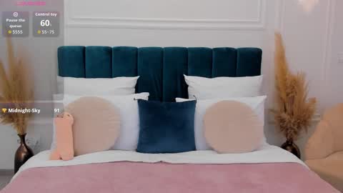 Susan online show from November 10, 2025, 1:32 pm