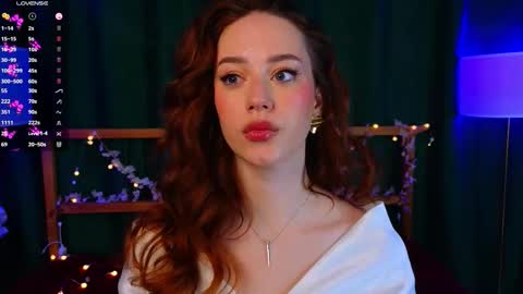 Stacy online show from November 28, 2025, 8:11 pm