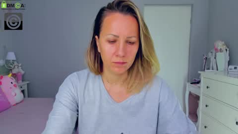 Snapshot of susanjewel chatting on December 4, 2024, 8:34 am SusanJewel online show from December 4, 2024, 8:34 am