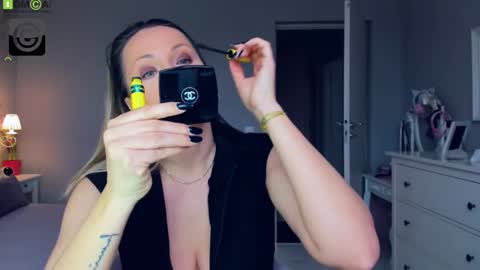 Snapshot of susanjewel chatting on March 1, 2025, 10:13 am SusanJewel online show from March 1, 2025, 10:13 am