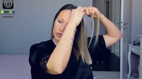 Snapshot of susanjewel chatting on March 2, 2025, 12:01 pm SusanJewel online show from March 2, 2025, 12:01 pm