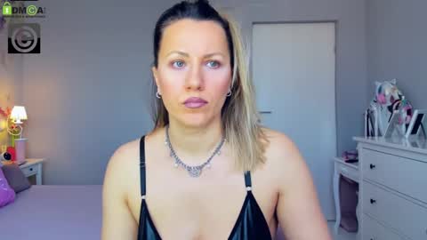 Snapshot of susanjewel chatting on March 4, 2025, 7:30 am SusanJewel online show from March 4, 2025, 7:30 am