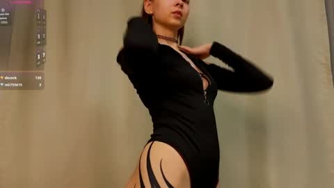 susannahtrojahn online show from May 11, 2026, 3:40 pm