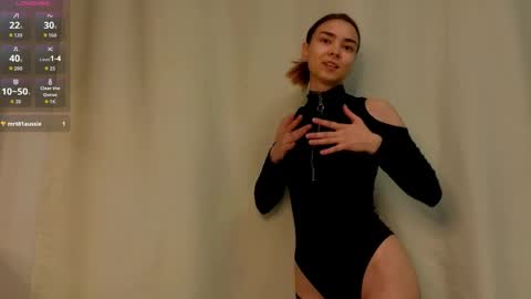 susannahtrojahn online show from May 12, 2026, 3:09 pm