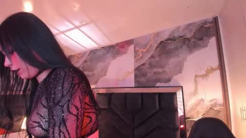 susanvilla online show from February 24, 2026, 7:56 pm