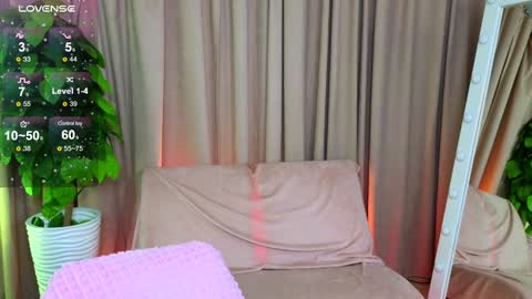 Snapshot of susiemorris chatting on February 4, 2025, 5:10 am Susie online show from February 4, 2025, 5:10 am