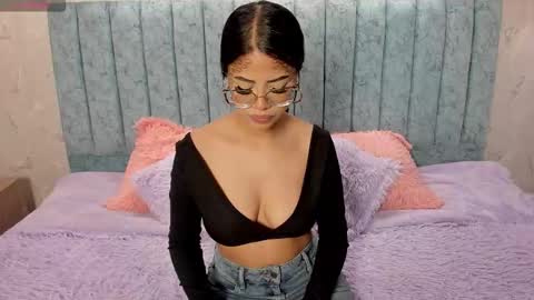 Snapshot of sussan_love01 chatting on October 28, 2025, 11:58 am Susan online show from October 28, 2025, 11:58 am