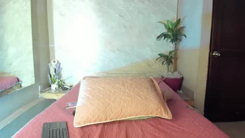 Snapshot of sussanmilf_ chatting on January 23, 2025, 11:04 am sussanmilf online show from January 23, 2025, 11:04 am