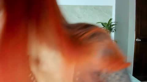Snapshot of sussanmilf_ chatting on February 14, 2025, 11:10 am sussanmilf online show from February 14, 2025, 11:10 am