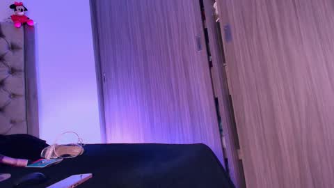 Snapshot of sussidream chatting on February 7, 2026, 11:08 pm Andrea online show from February 7, 2026, 11:08 pm