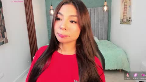 sussy_sweet4u online show from February 18, 2026, 9:16 am