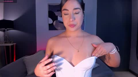 Sussy Bell online show from October 3, 2025, 8:28 pm