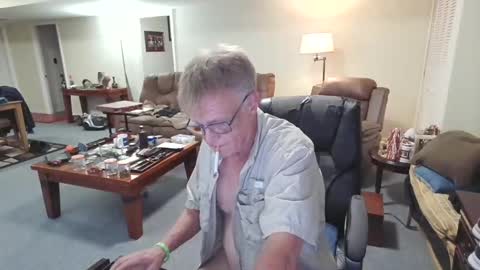 suttond4858 online show from October 27, 2025, 1:42 am