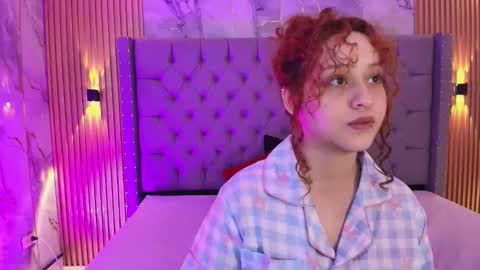 Snapshot of suxan_white chatting on November 19, 2025, 8:53 pm suxan_white online show from November 19, 2025, 8:53 pm