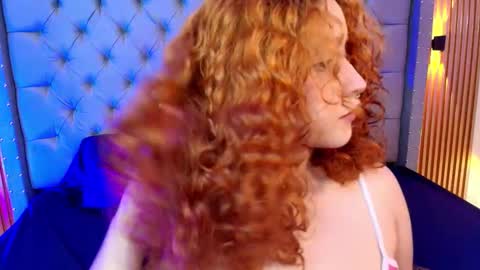 Snapshot of suxan_white chatting on February 26, 2026, 12:26 pm suxan_white online show from February 26, 2026, 12:26 pm