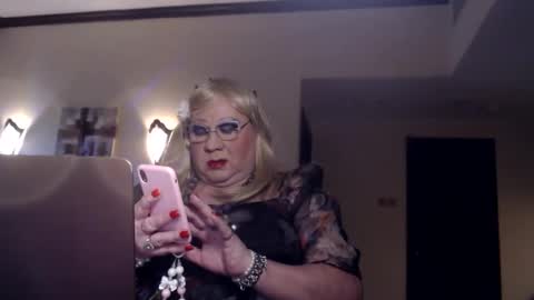 Snapshot of suzannebanci chatting on December 20, 2024, 2:49 pm My name is Sissy or more fully Suzanna Aprilia Maria Mariquita Catarina Chinita Banci. Soy una puta - que chimba ladybug online show from December 20, 2024, 2:49 pm