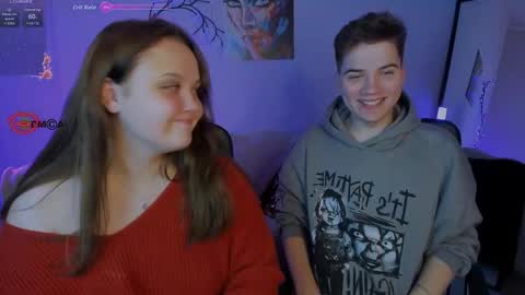suzi_love online show from October 13, 2025, 12:32 am
