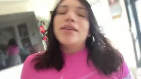 Snapshot of suzyishellawet chatting on February 24, 2026, 4:38 pm Suzy online show from February 24, 2026, 4:38 pm