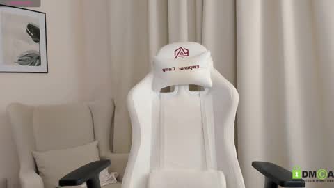 Snapshot of suzyjames chatting on December 27, 2024, 5:20 am Suzy next stream Thursday Friday Saturday online show from December 27, 2024, 5:20 am