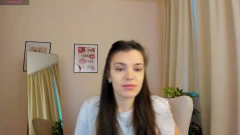 Snapshot of suzyjames chatting on February 19, 2025, 2:33 am Suzy next stream Thursday Friday Saturday online show from February 19, 2025, 2:33 am