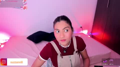 suzzann_rugg online show from March 18, 2026, 10:24 pm