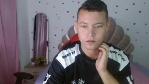 Snapshot of sven_fox723 chatting on April 21, 2026, 11:49 am Sven online show from April 21, 2026, 11:49 am