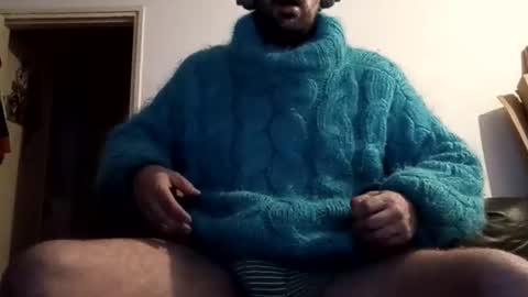 sweaterboy666 online show from October 22, 2025, 6:13 am