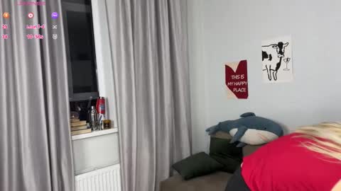 Snapshot of sweeety_chloe chatting on February 17, 2026, 3:51 pm Chloe online show from February 17, 2026, 3:51 pm