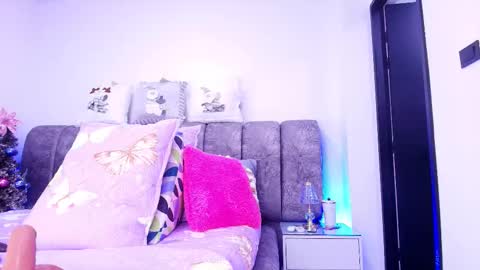 Debora  online show from January 9, 2026, 11:57 am