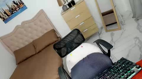 sweet18_jasmine online show from March 13, 2026, 11:06 am