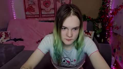 Haeyang  Torry online show from February 8, 2026, 5:33 am