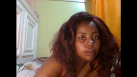 sweet52537 online show from November 10, 2025, 7:46 pm