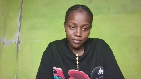 sweet69berry online show from March 6, 2026, 8:00 am