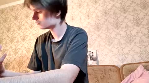 Sweet boy online show from September 18, 2025, 11:29 pm