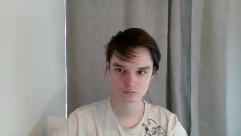 Sweet boy online show from April 16, 2026, 12:50 pm